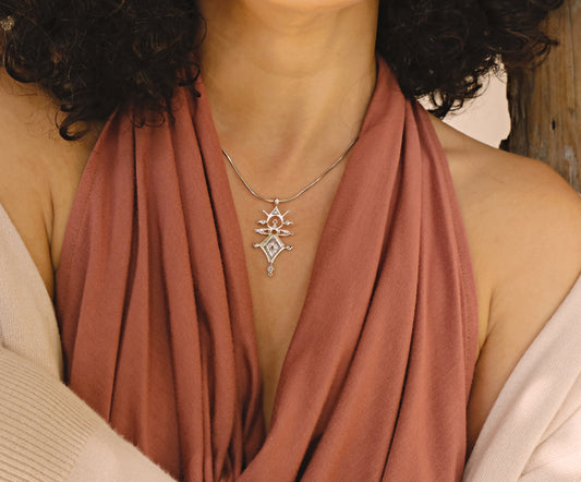 Sirius Rose Necklace (Small)